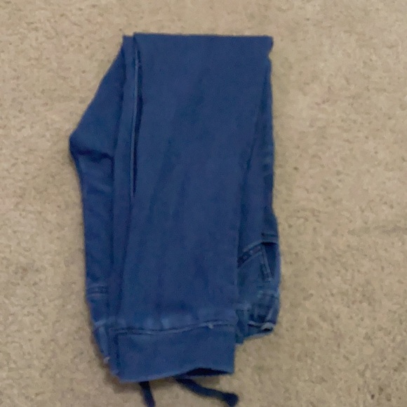 Jegging no zipper no buttons just strings - Picture 4 of 4